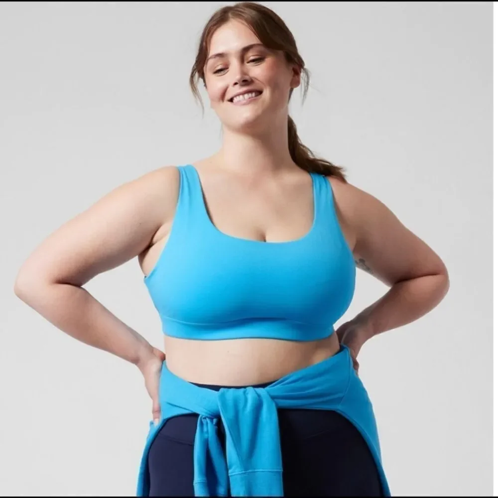 NWOT Athleta Exhale Bra D-DD comes with free gift